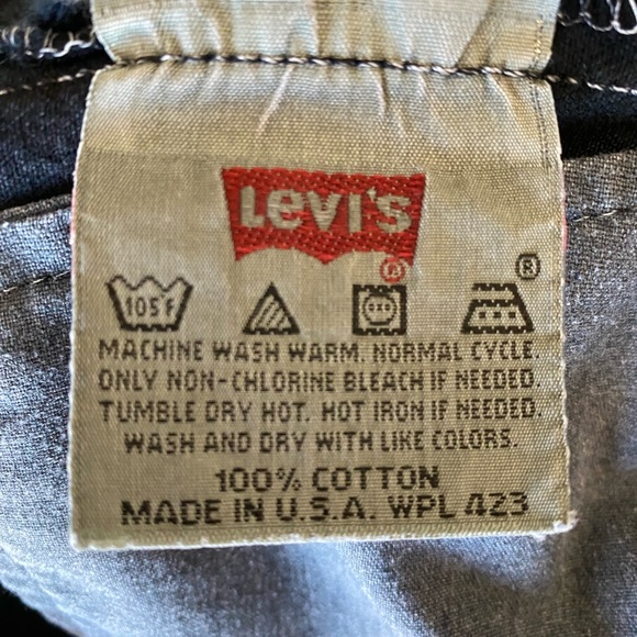 LEVIS BLACK SHORTS - Picture 3 of 5
